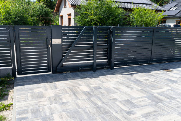 Best Residential Driveway Paver Services  in Avon, IN